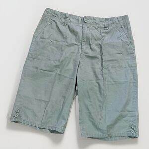 Caribbean Joe Bermuda Shorts Women 10 Khaki Button Accent Hem Slash Pockets Tan